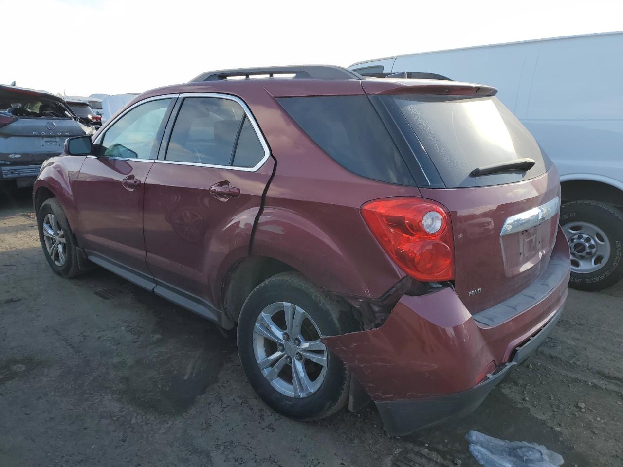 2011 Chevrolet Equinox - Image 2