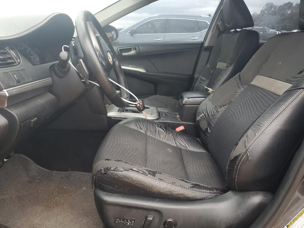 2012 Toyota Camry - Image 7