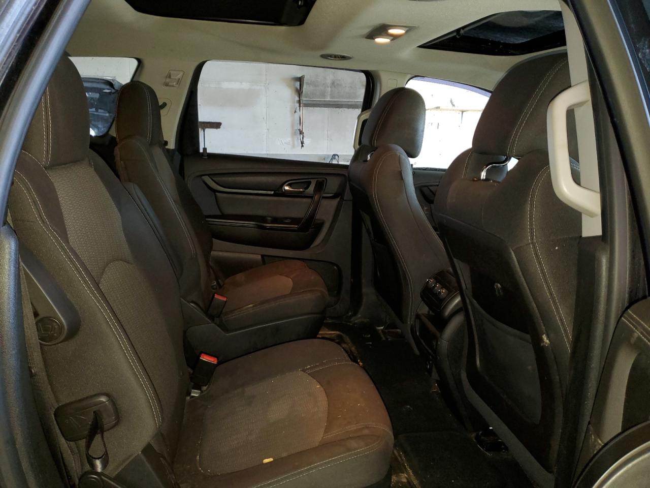2017 Chevrolet Traverse - Image 11
