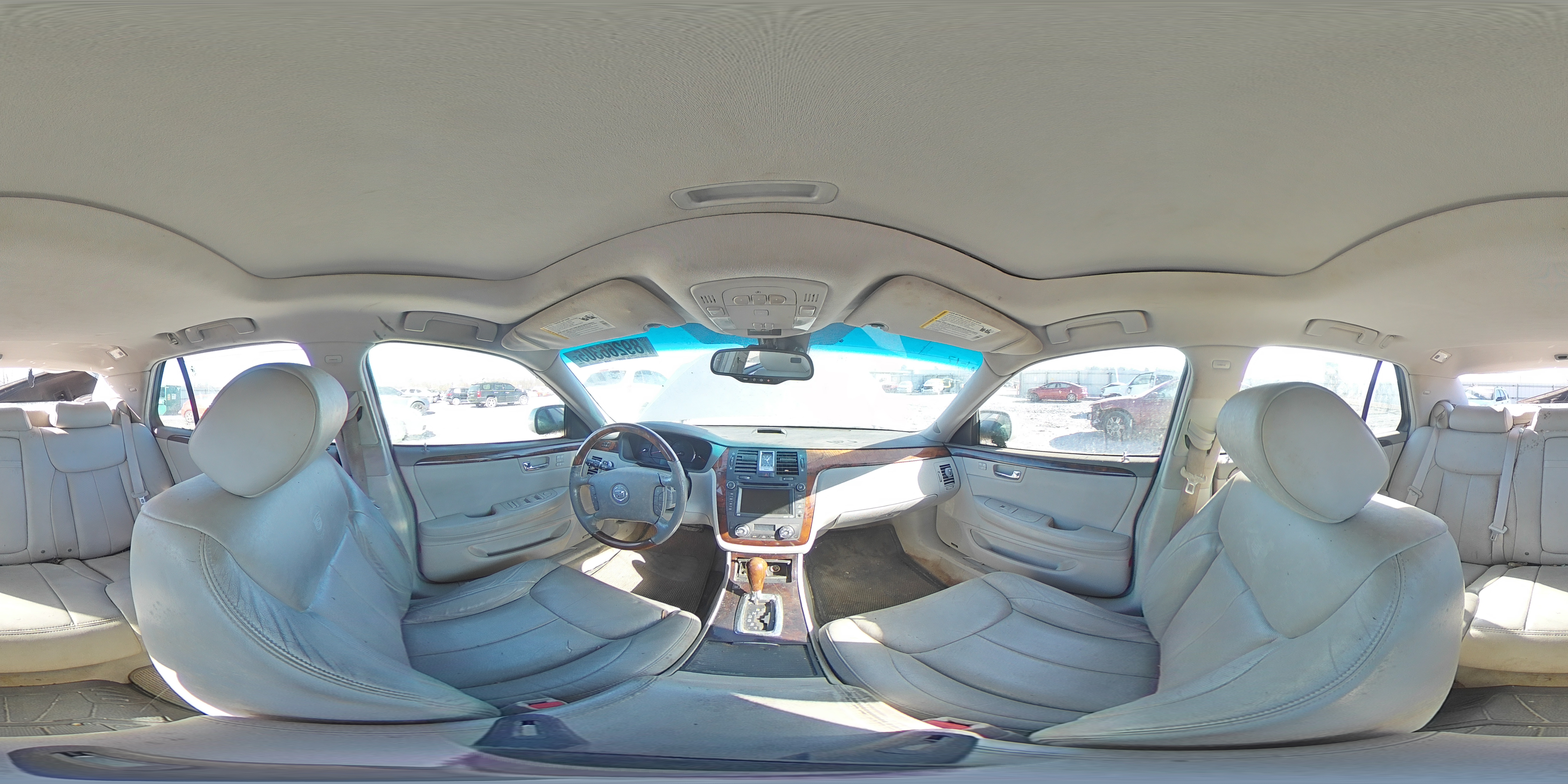 2006 Cadillac DTS - Image 13