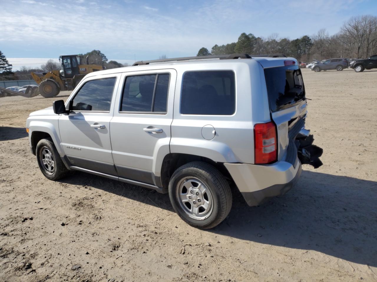 2011 Jeep Liberty (Patriot) - Image 2