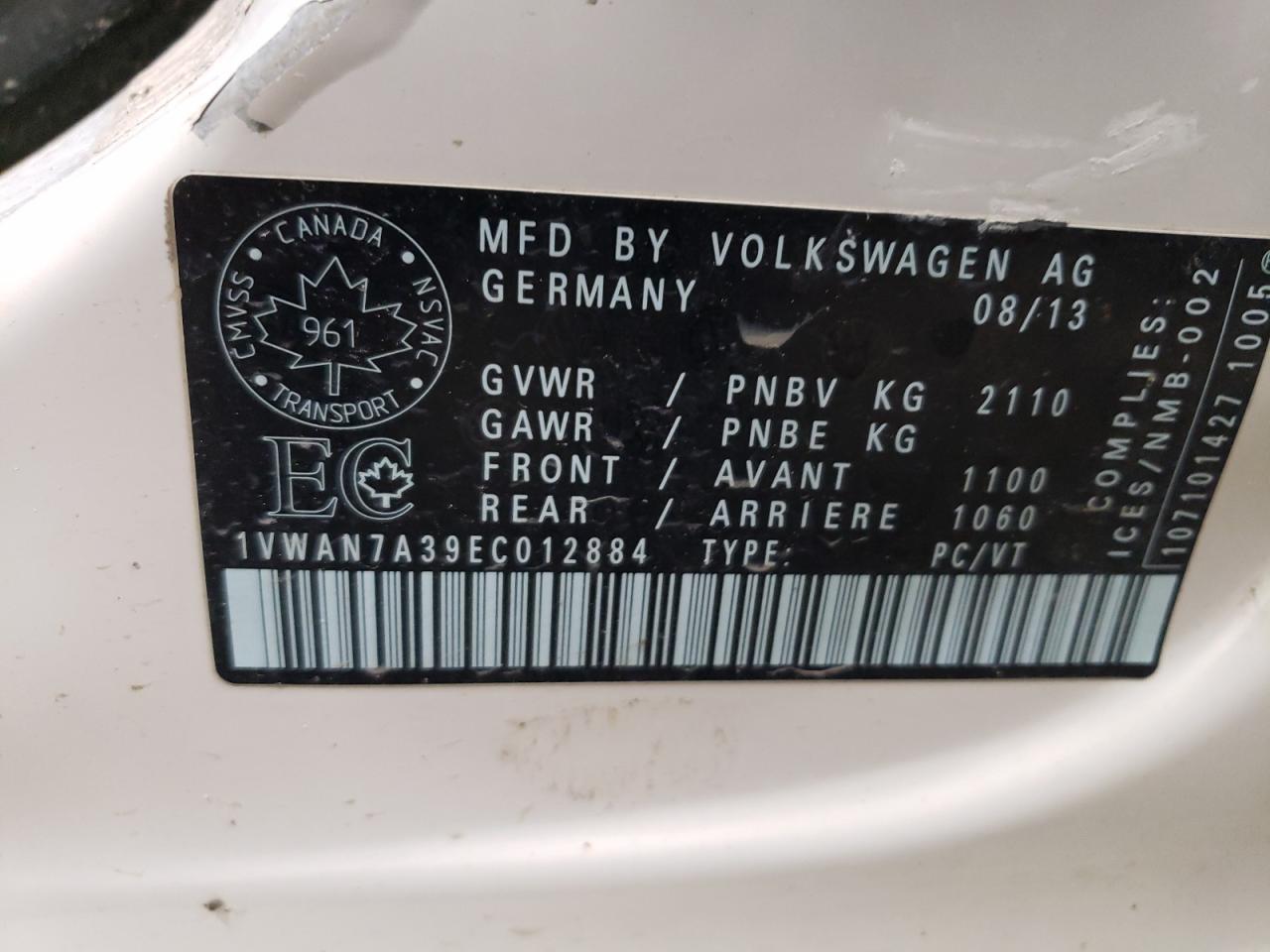 2014 Volkswagen Passat - Image 12