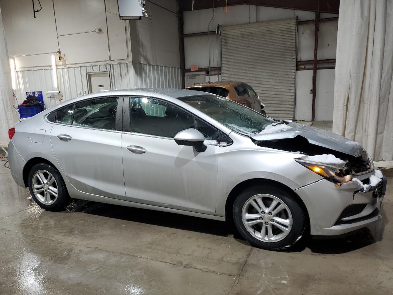 2018 Chevrolet Cruze - Image 4