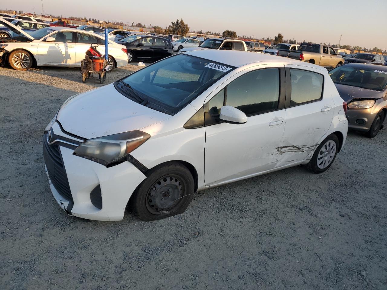 2015 Toyota Yaris - Image 1