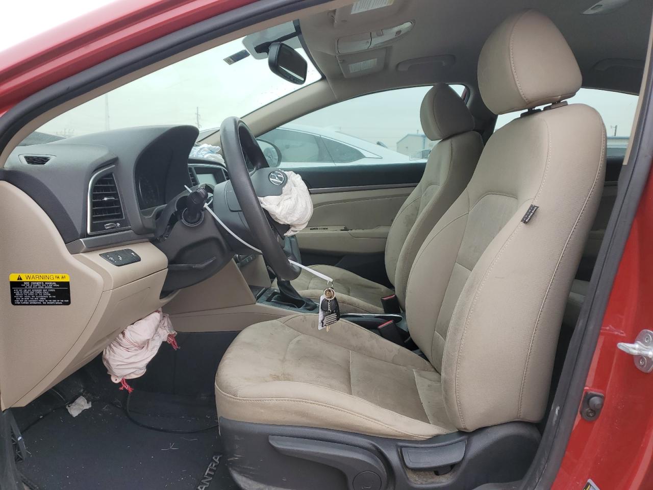 2018 Hyundai Elantra - Image 7