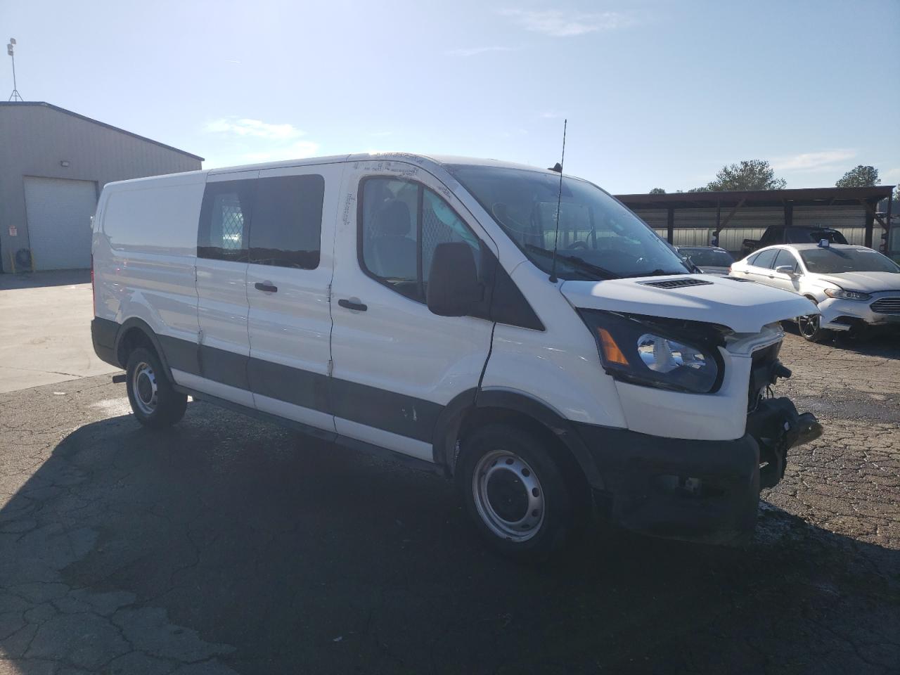 VIN 1FTBW1Y85NKA62108 2022 FORD TRANSIT no.4