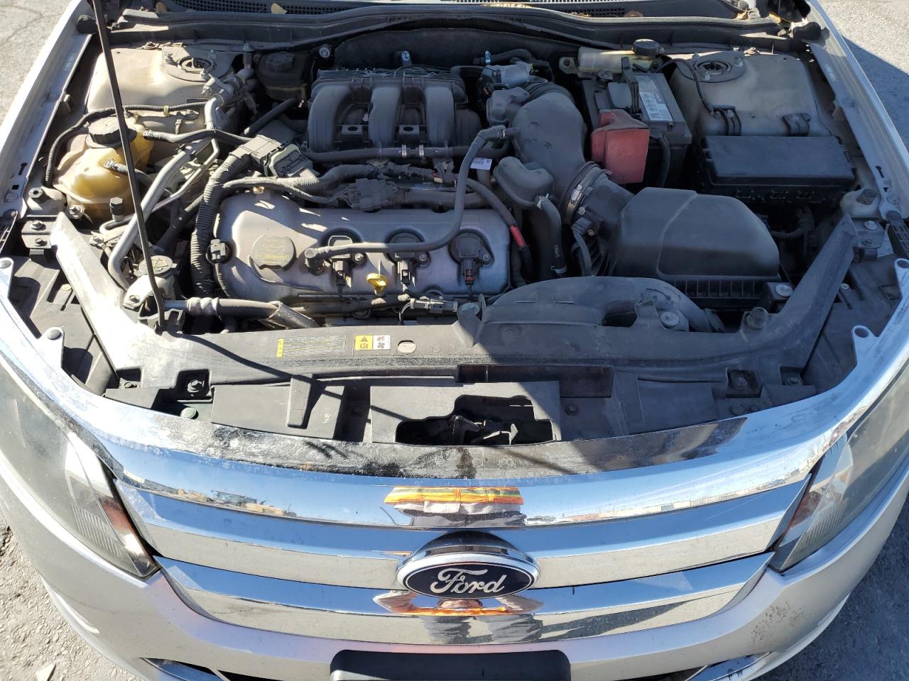 2010 Ford Fusion - Image 11