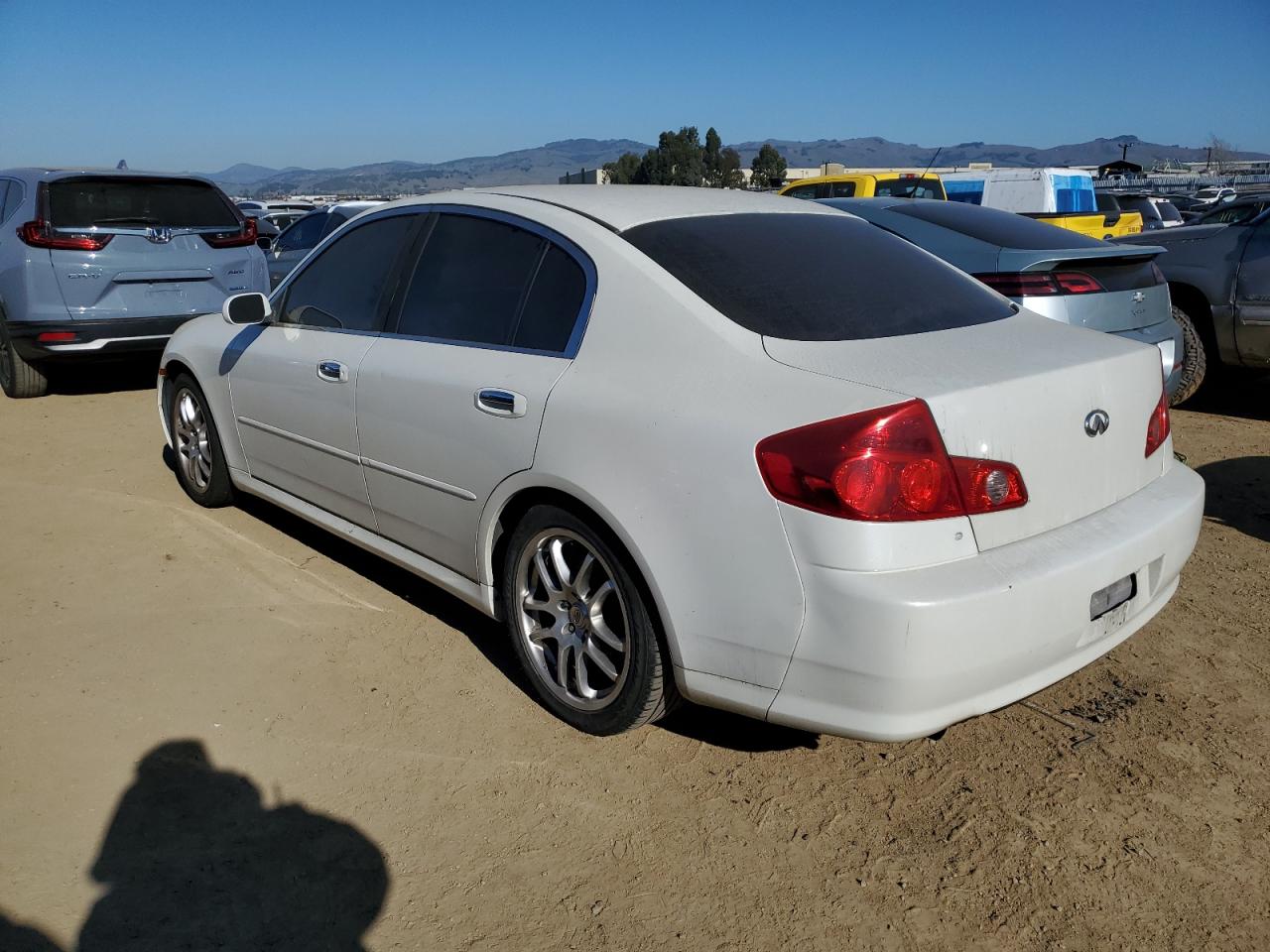 2005 Infiniti G - Image 2