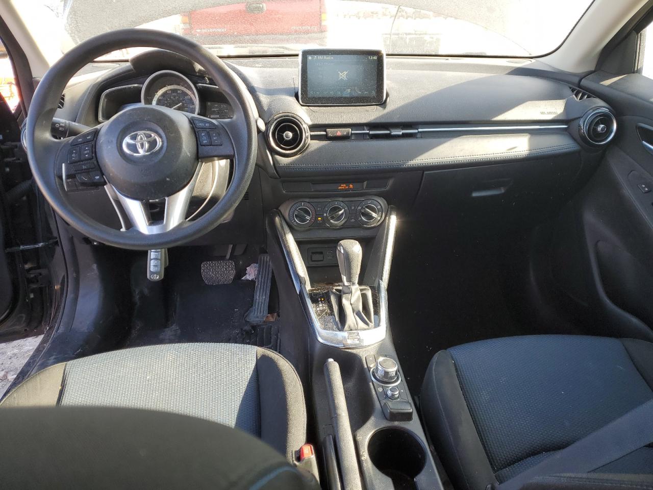 2018 Toyota Yaris - Image 8