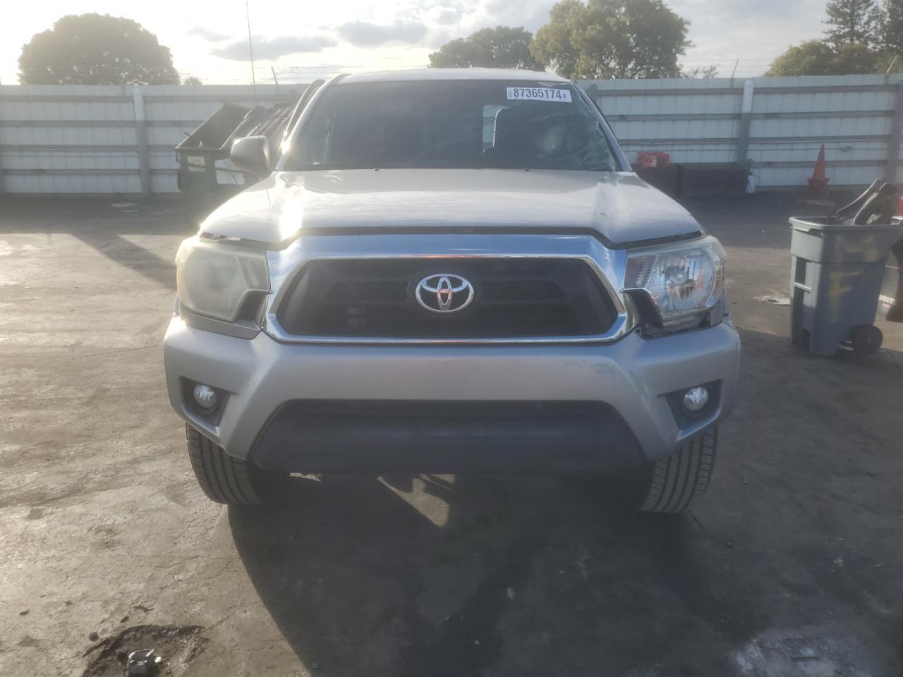 VIN 5TFTU4GN7FX089656 2015 TOYOTA TACOMA no.5