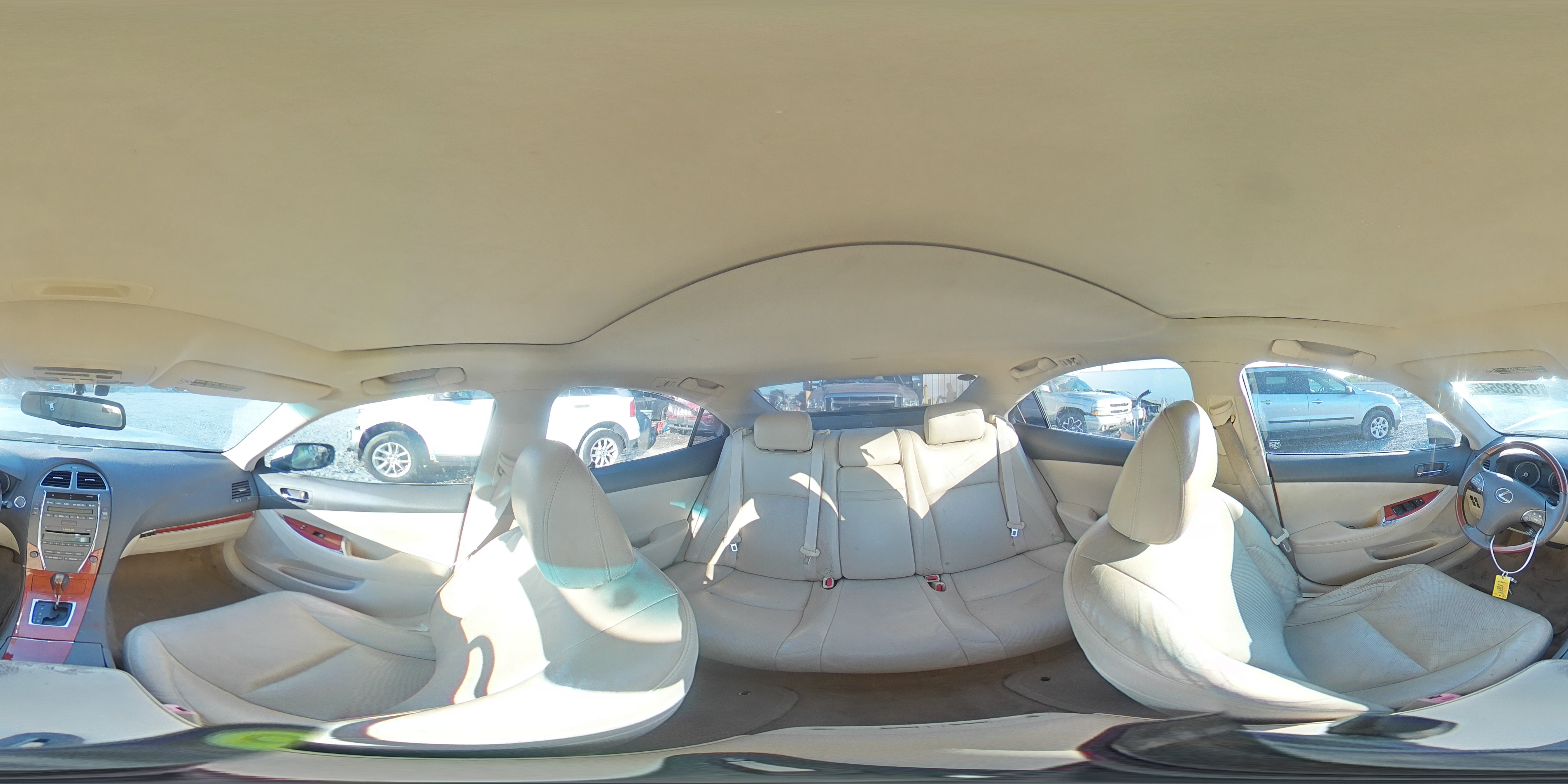 2012 Lexus ES - Image 14