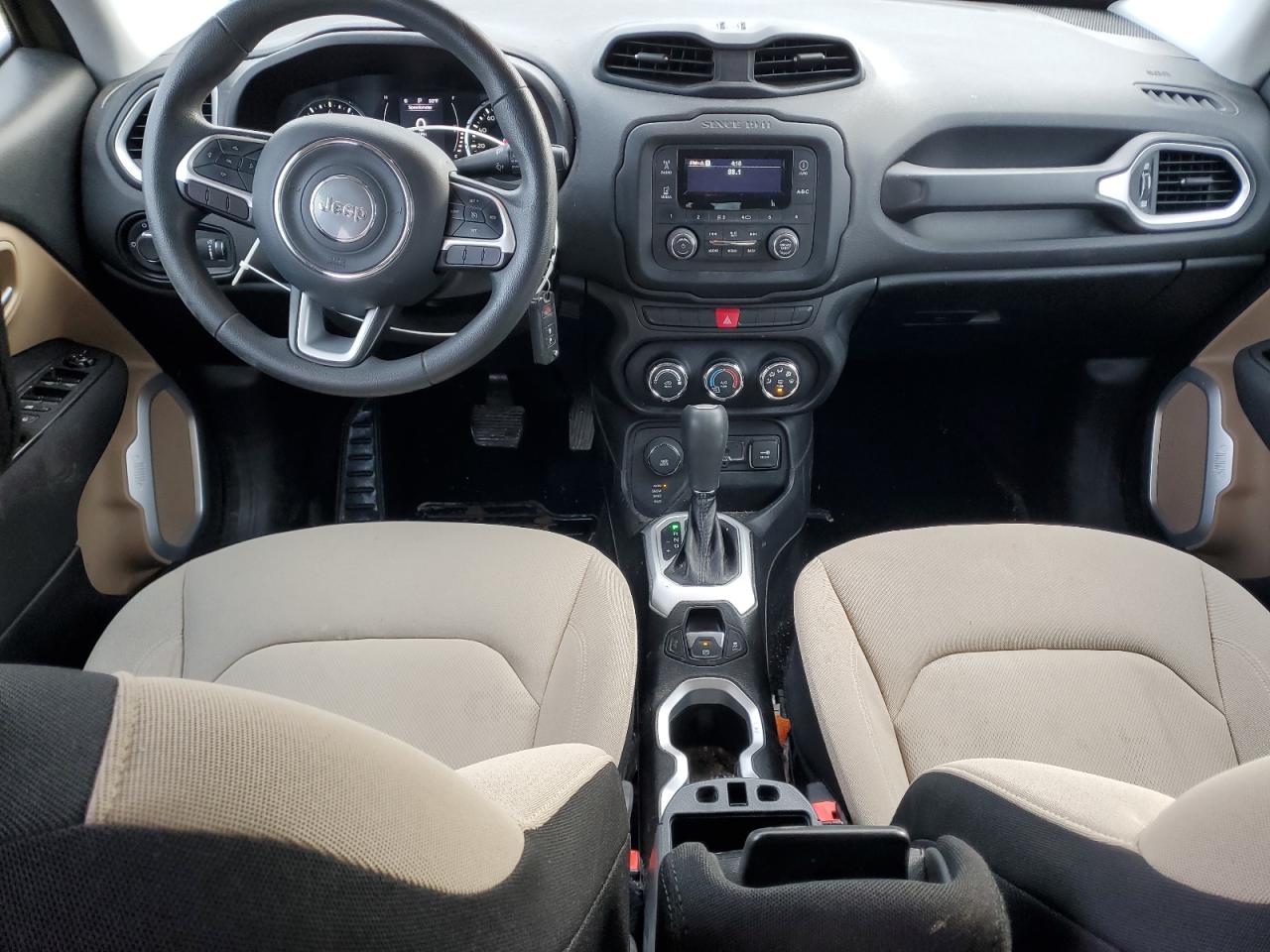 2015 Jeep Renegade - Image 8