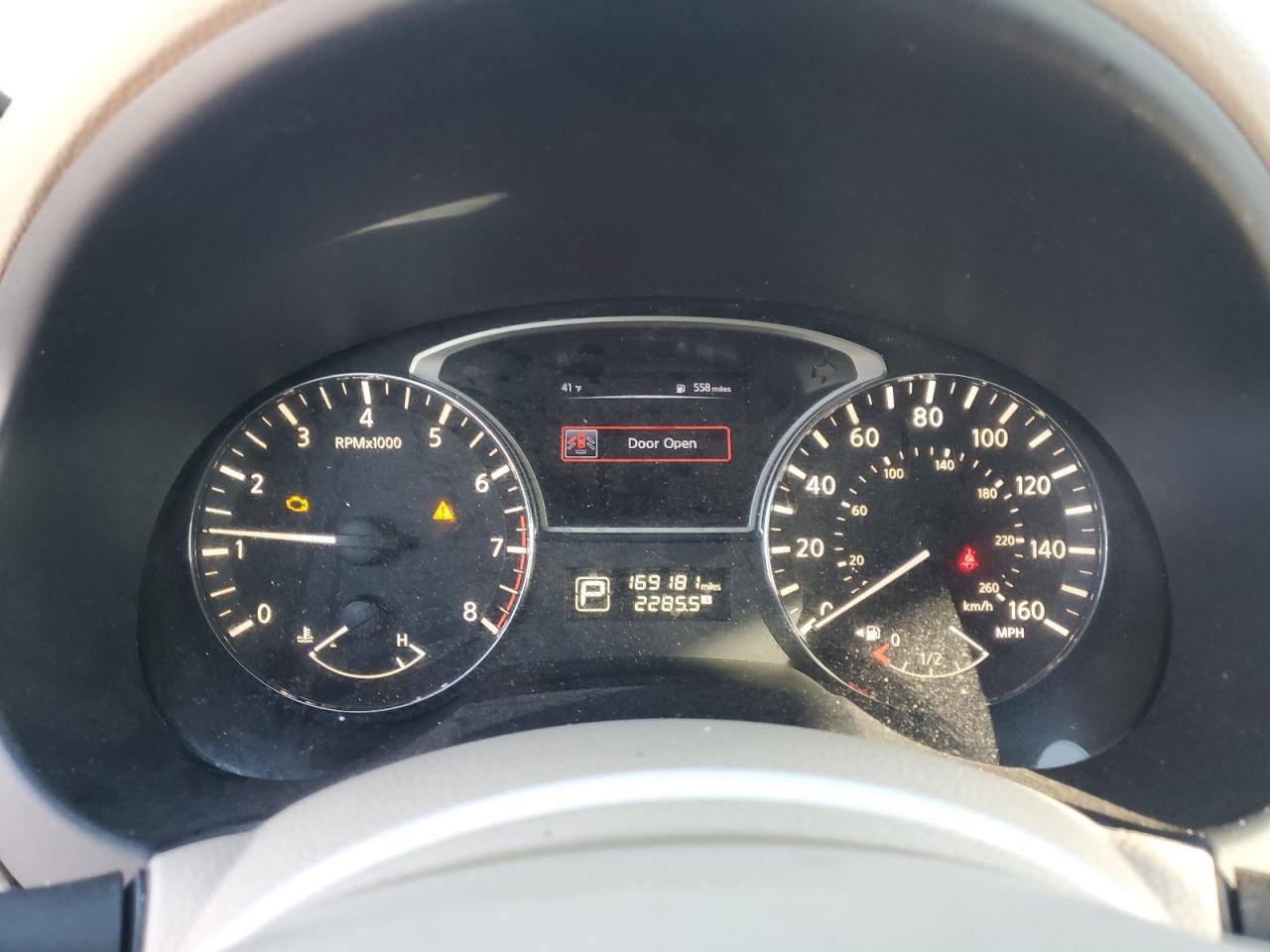 2015 Nissan Altima - Image 9