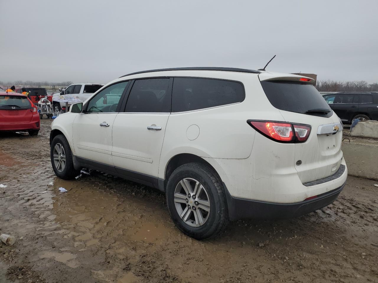 2015 Chevrolet Traverse - Image 2