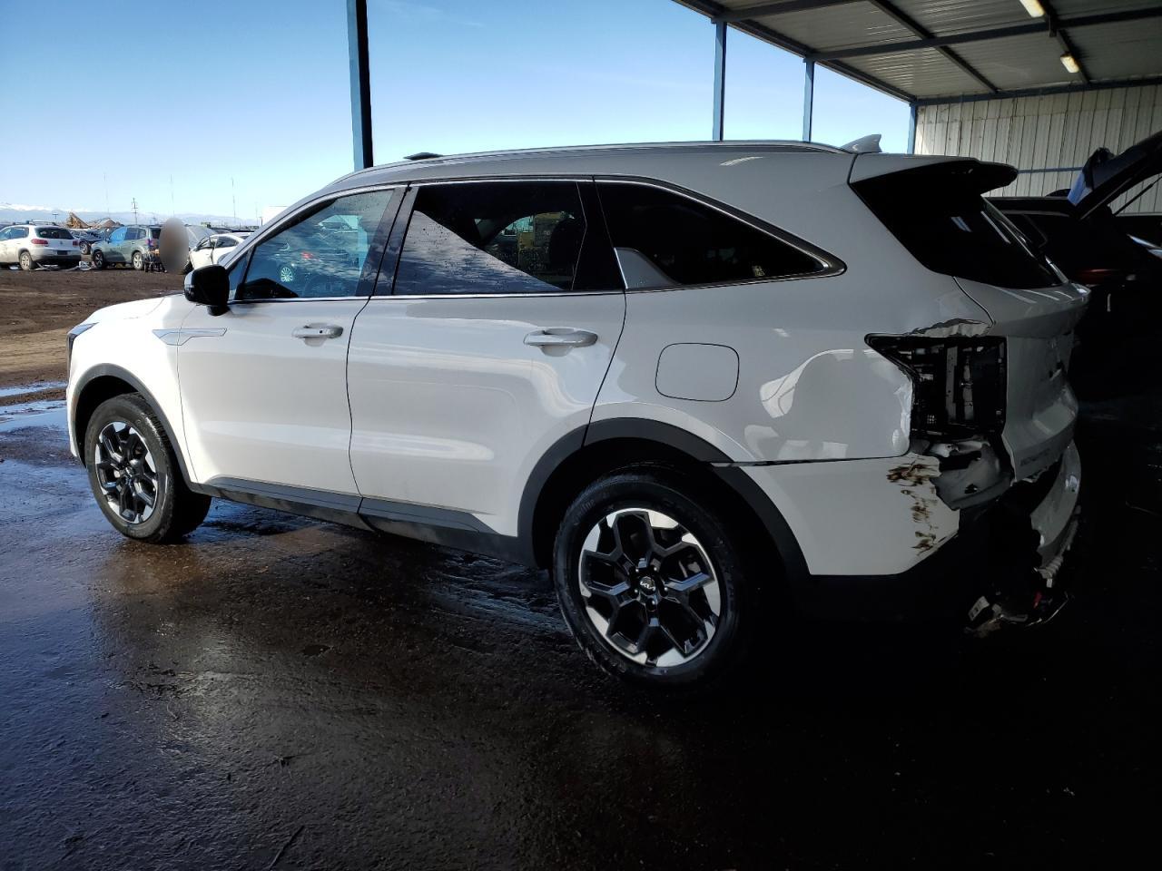 2024 Kia Sorento - Image 2