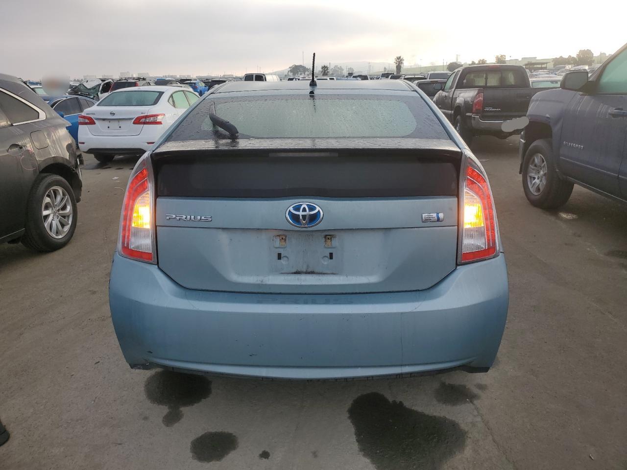2015 Toyota Prius - Image 6