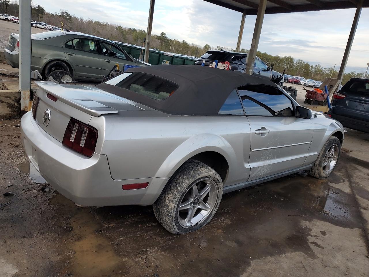 2007 Ford Mustang - Image 3