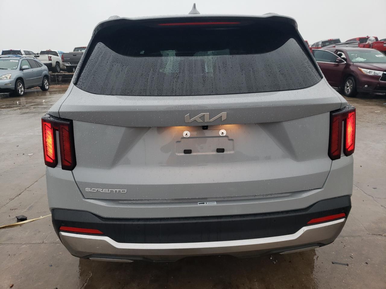 2024 Kia Sorento - Image 6