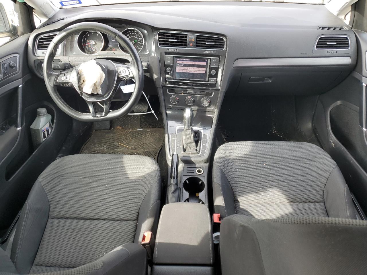 2018 Volkswagen Golf - Image 8