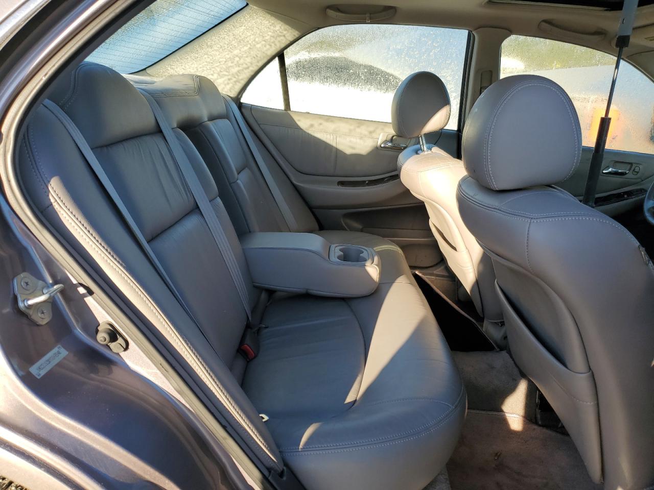 2000 Honda Accord - Image 10