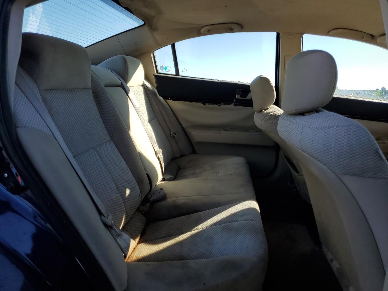 2009 Mitsubishi Galant - Image 10
