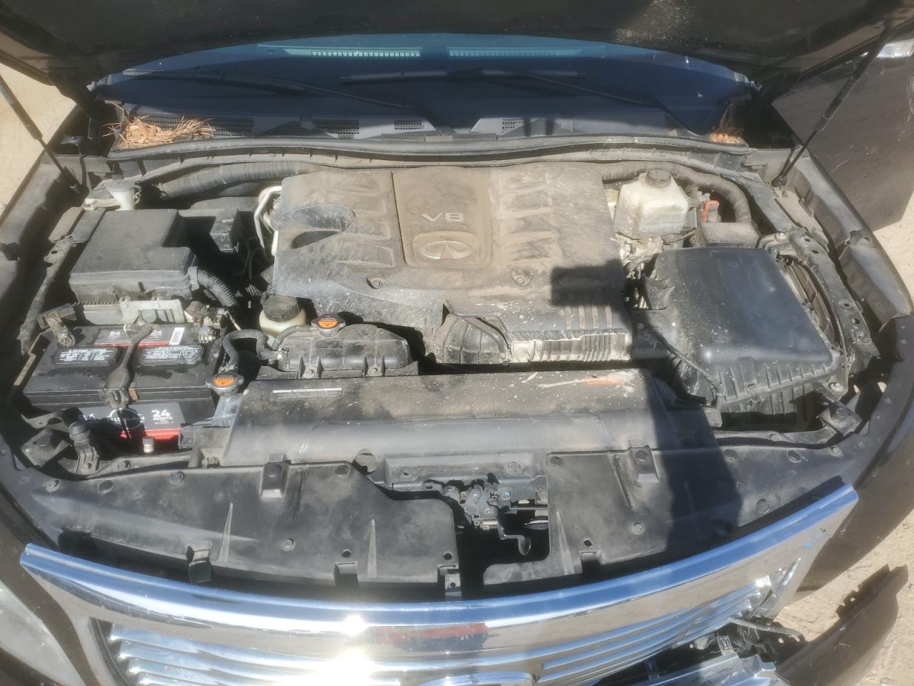 2012 Infiniti QX56 - Image 12