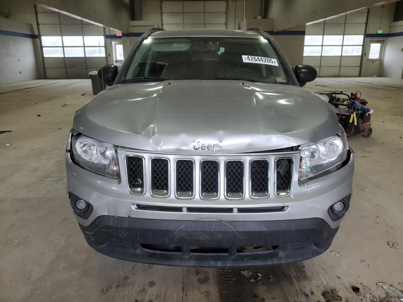 2016 Jeep Compass - Image 5