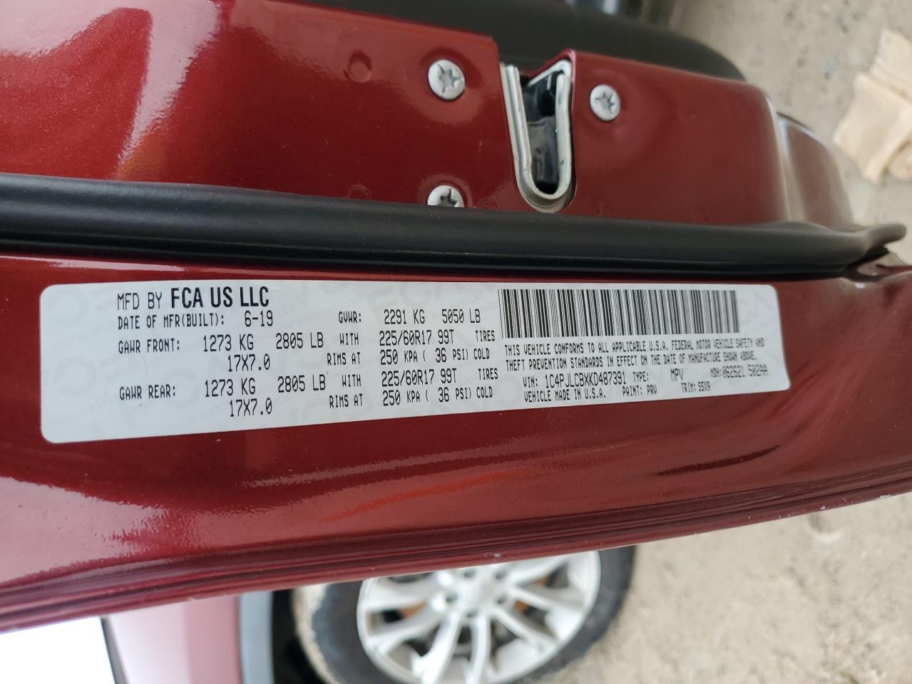 2019 Jeep Grand Cherokee - Image 13