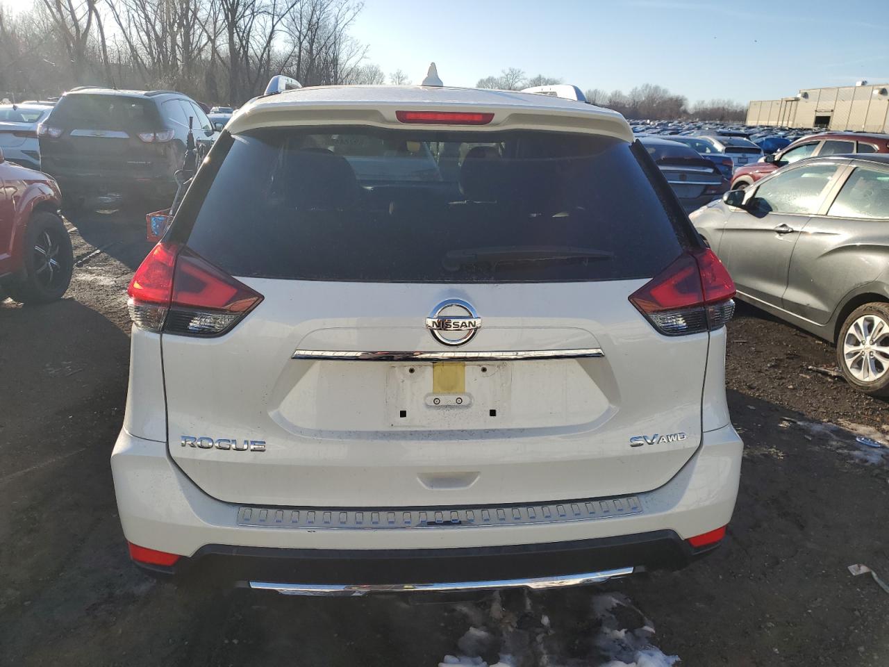 2018 Nissan Rogue - Image 6