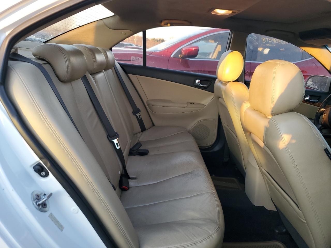 2009 Hyundai Sonata - Image 10