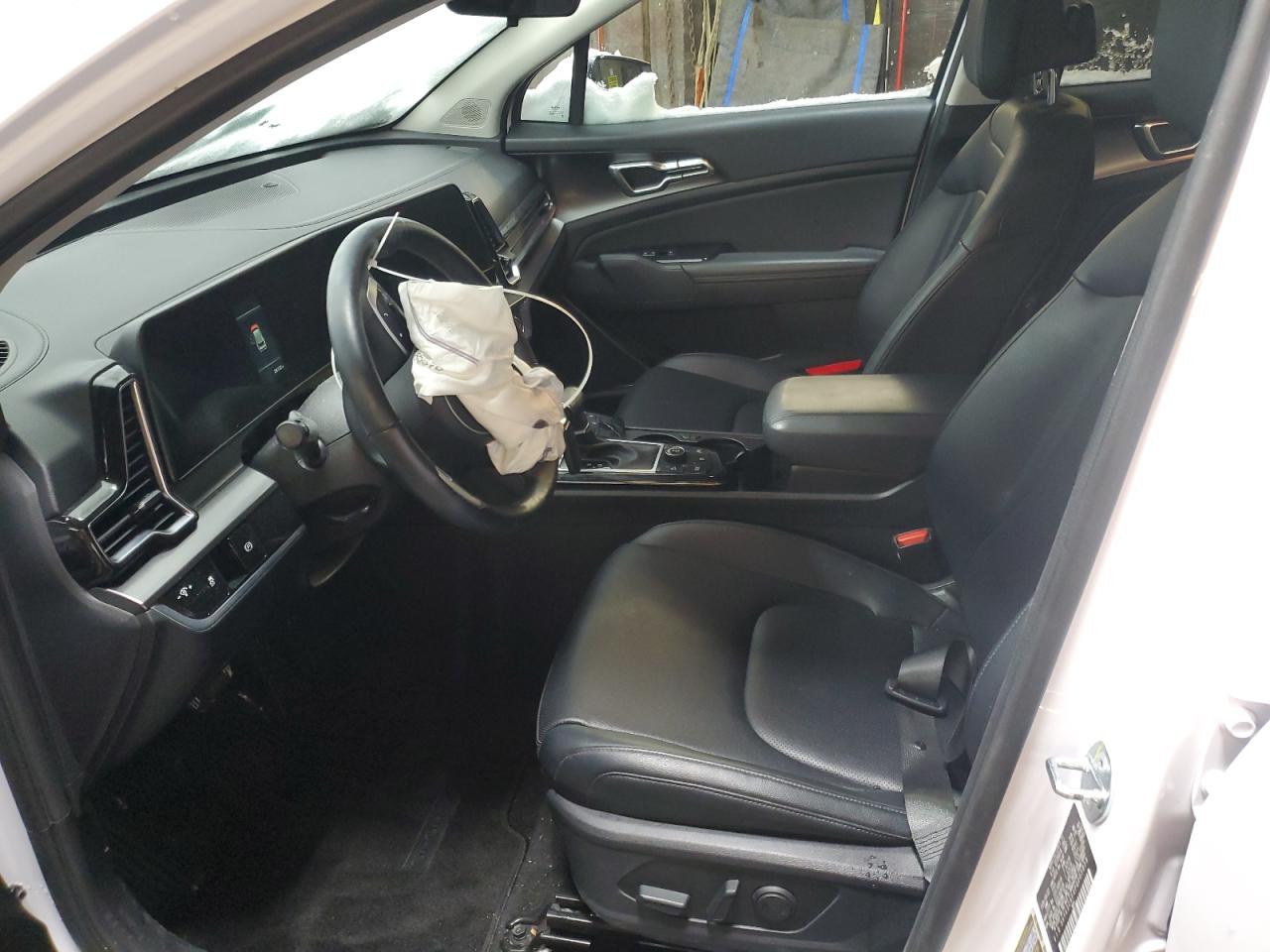 2023 Kia Sportage - Image 7