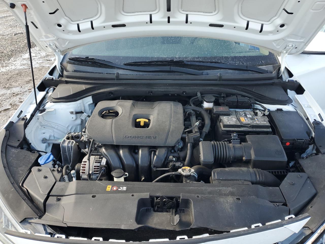 2020 Hyundai Elantra - Image 13