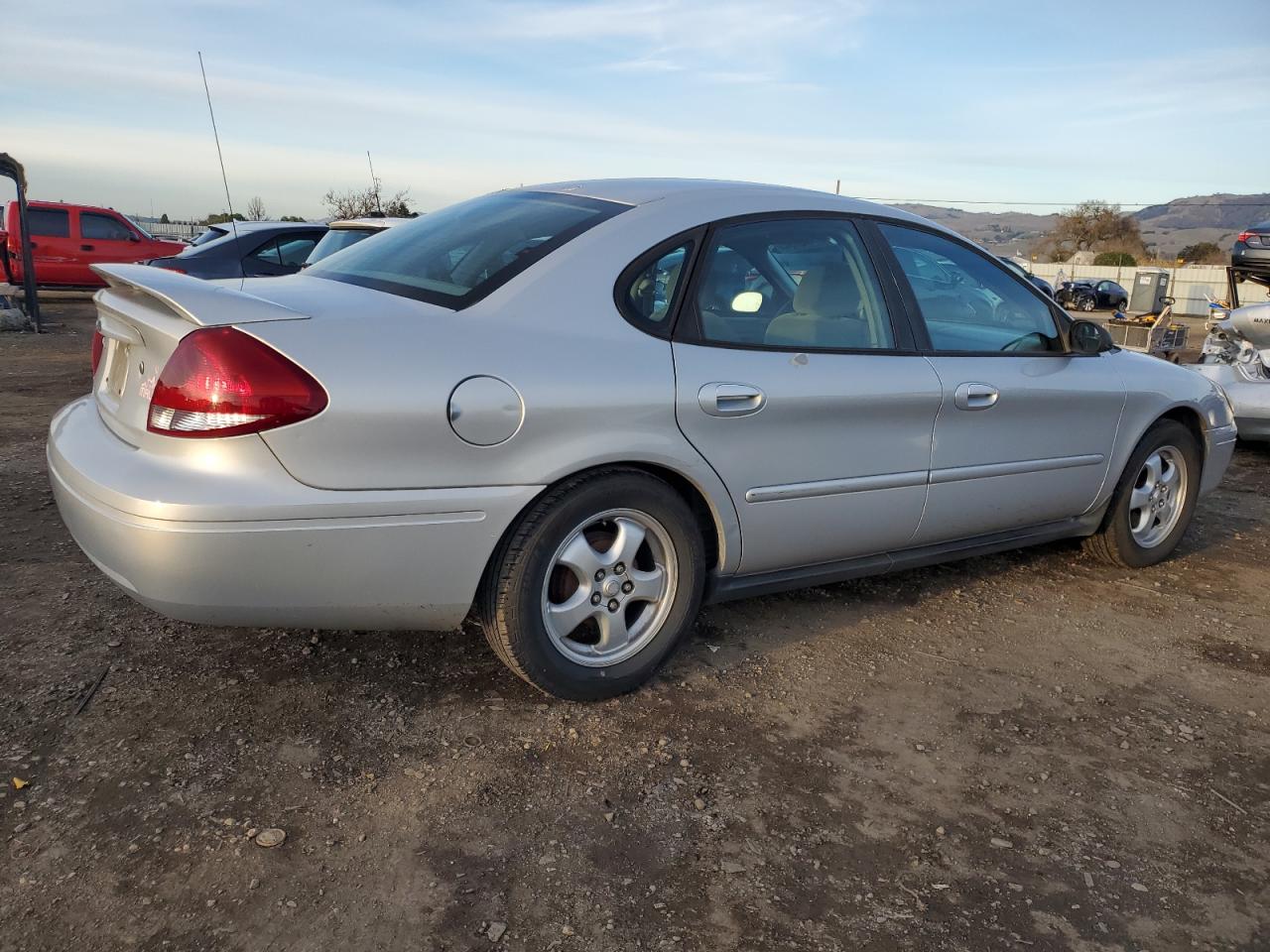 2007 Ford Taurus Se VIN: 1FAHP53UX7A108663 Lot: 87443154