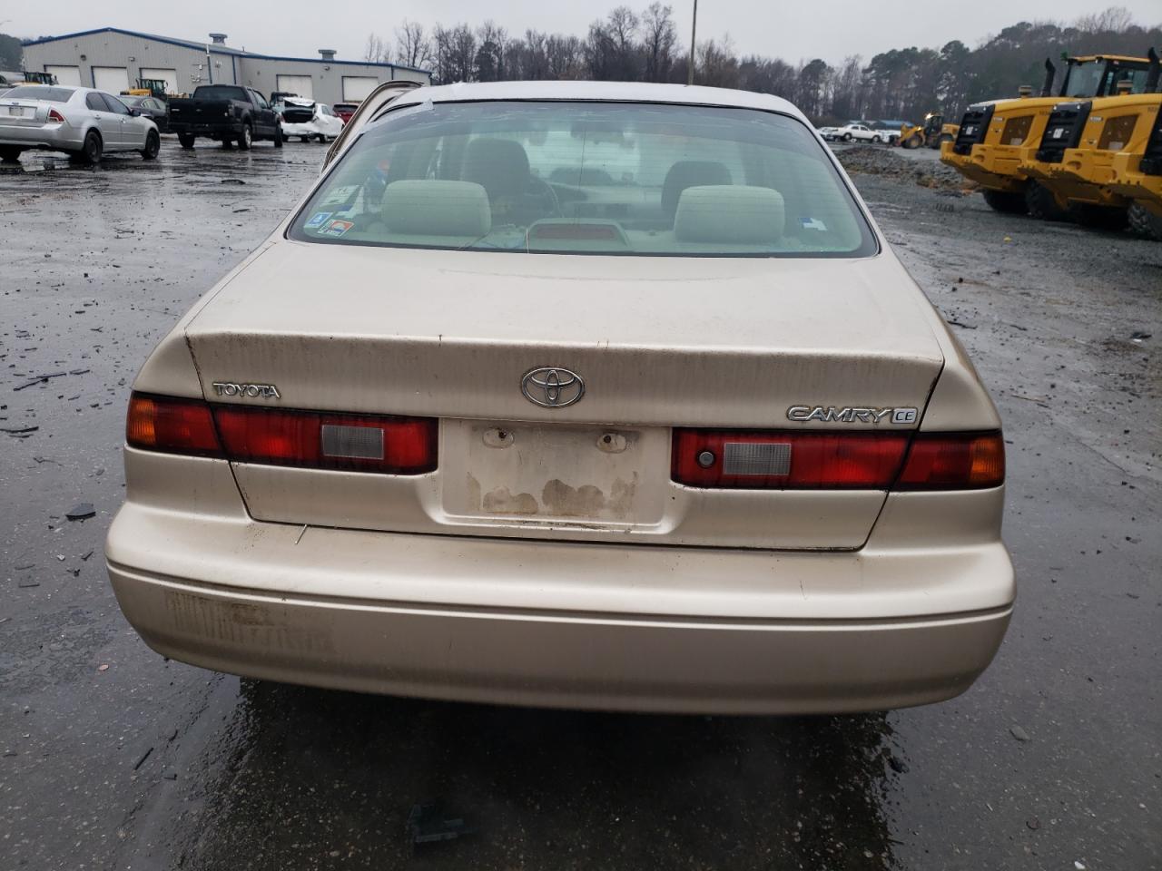 1999 Toyota Camry - Image 6