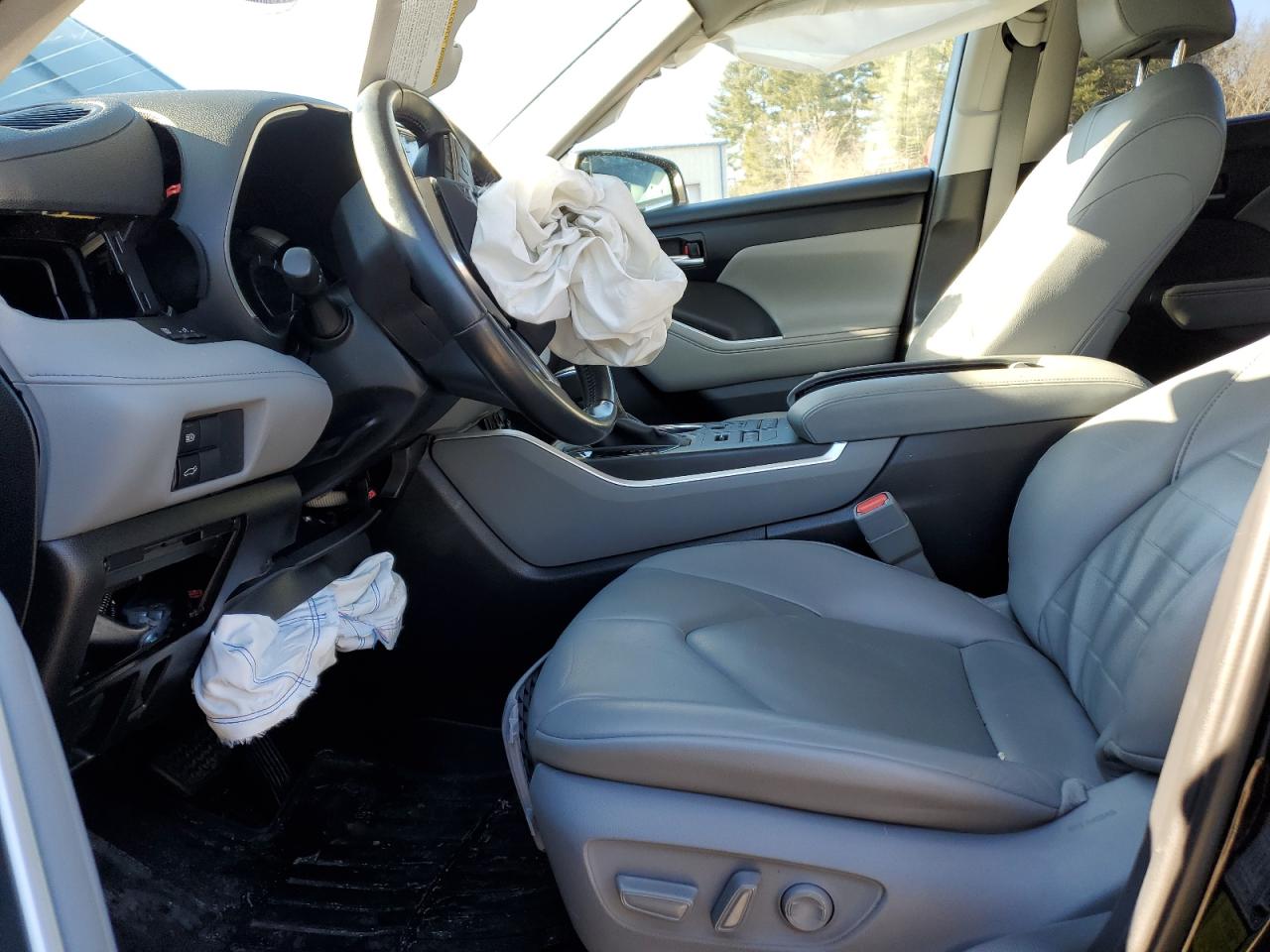 2020 Toyota Highlander - Image 7