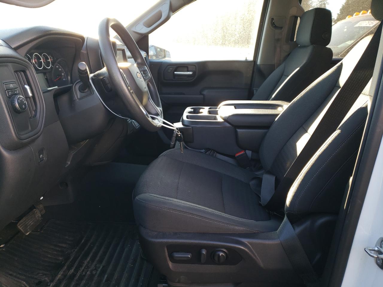 2022 Chevrolet Silverado - Image 7