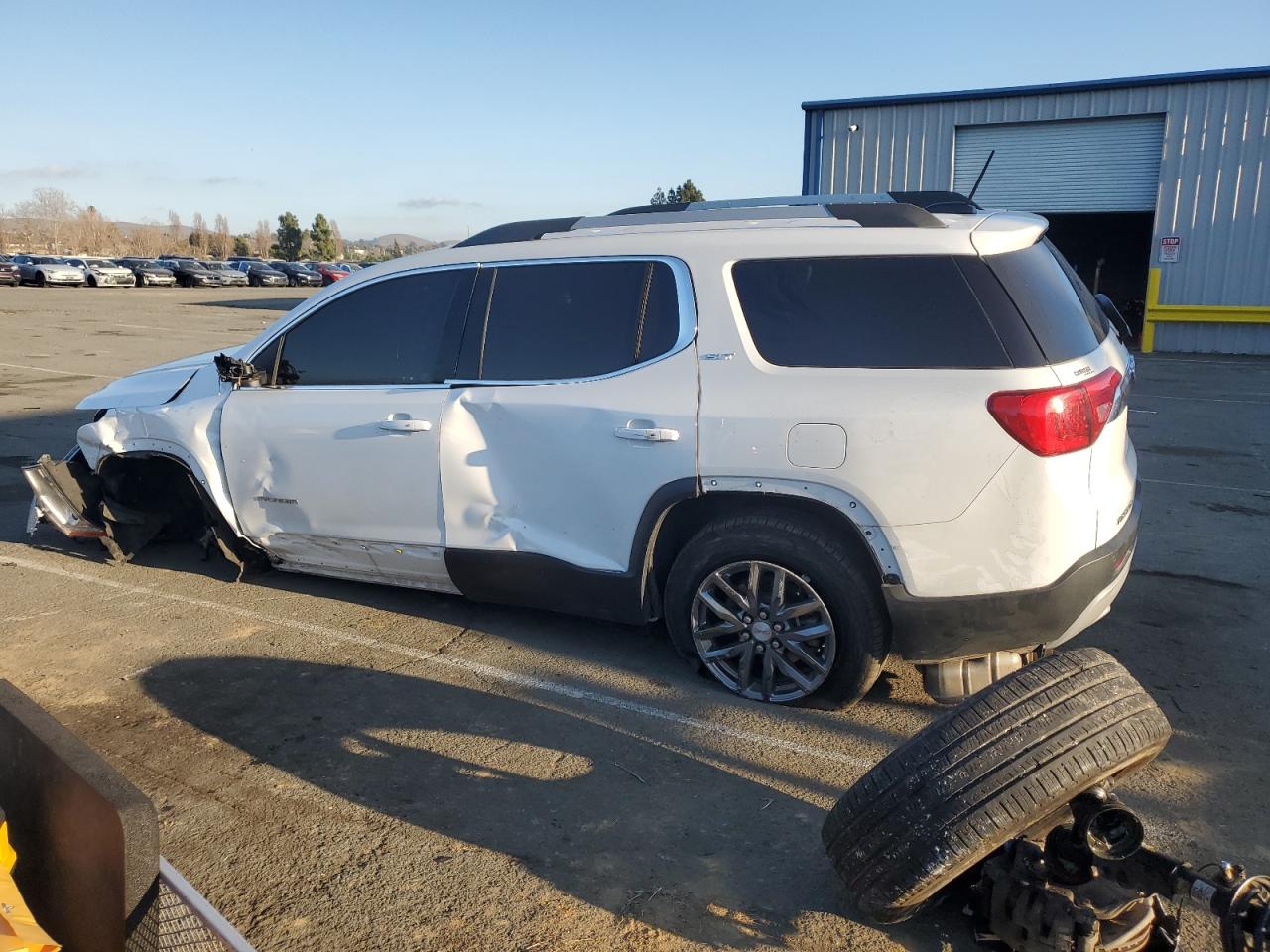 2019 GMC Acadia - Image 2
