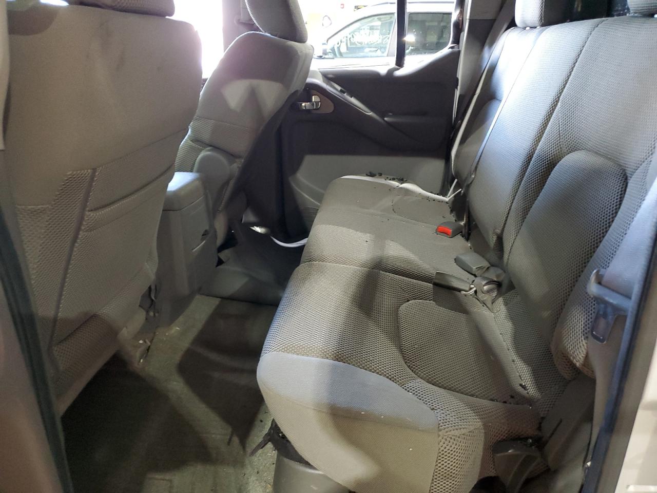 2014 Nissan Navara (Frontier) - Image 10