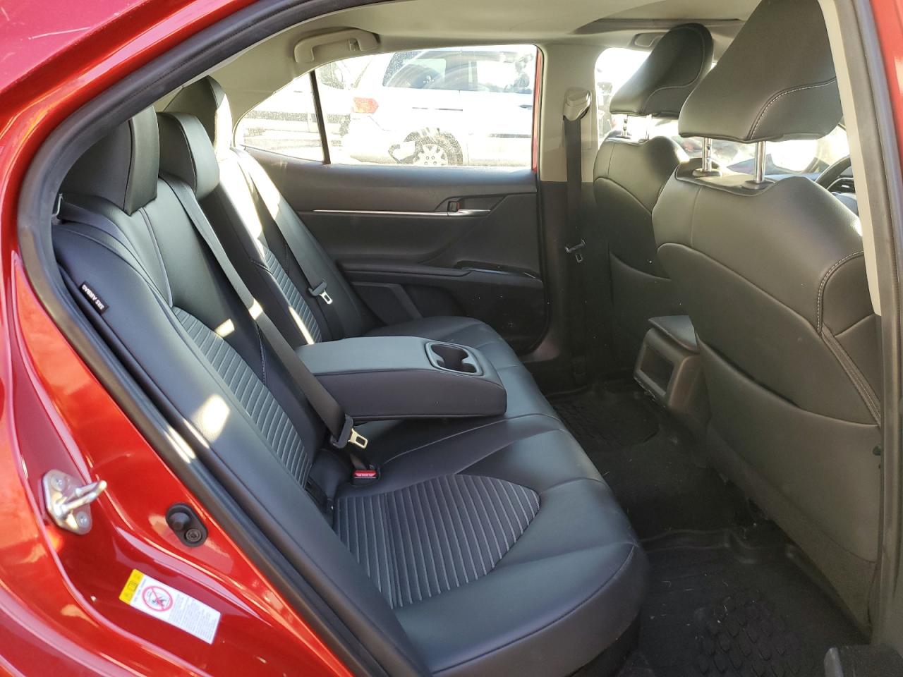 2019 Toyota Camry - Image 10
