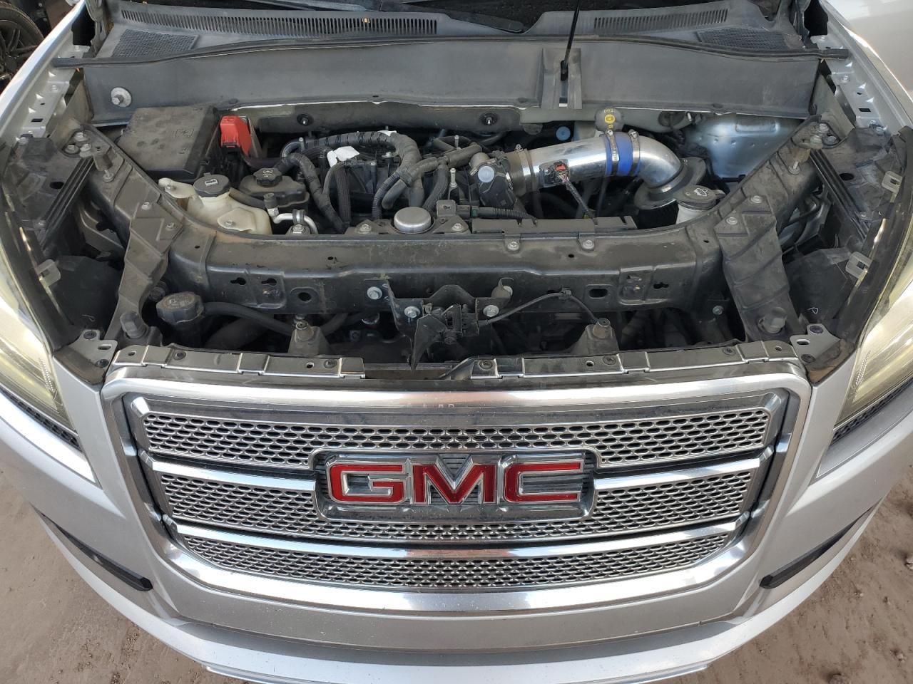 2014 GMC Acadia - Image 11