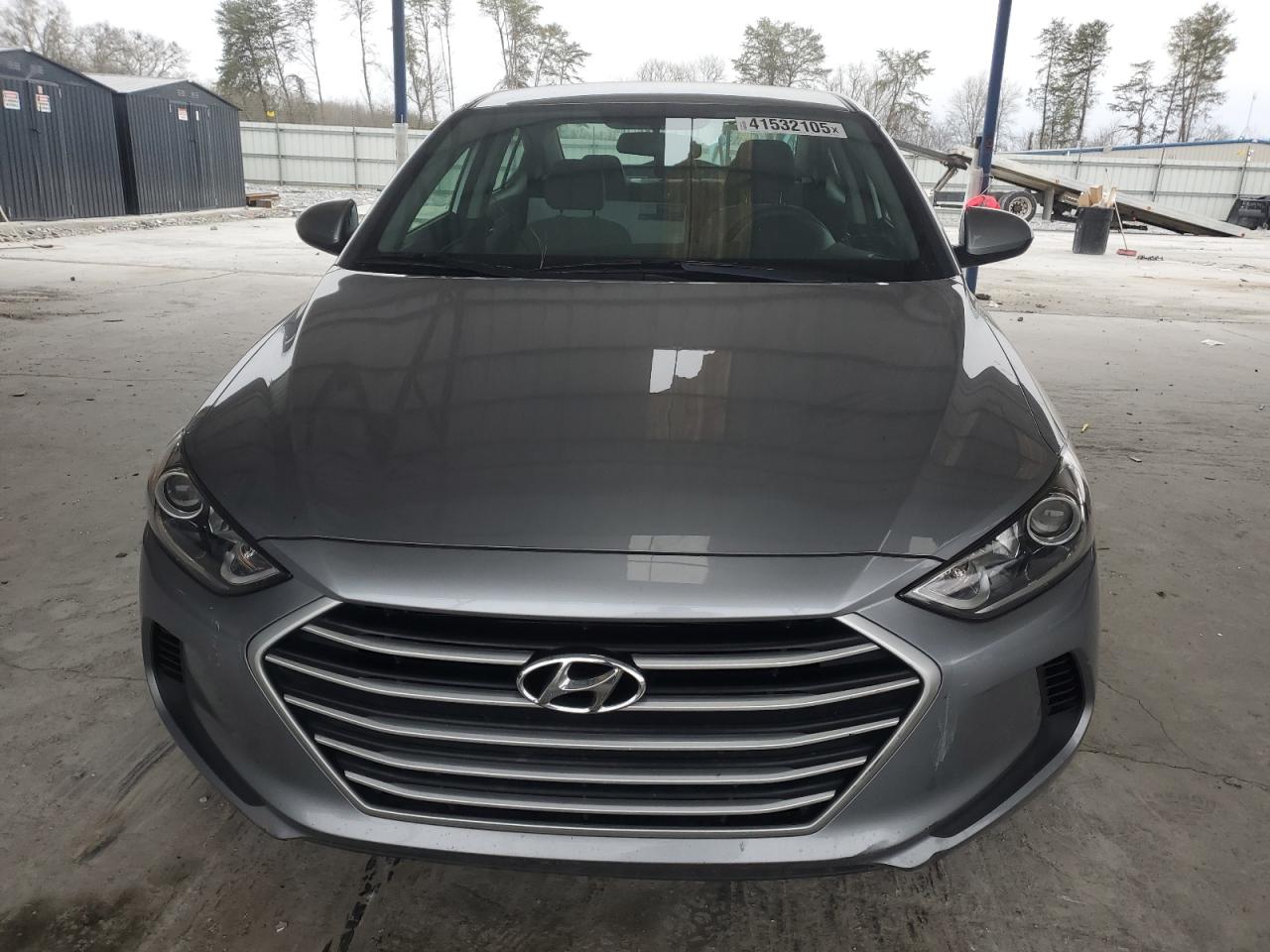 2017 Hyundai Elantra - Image 5