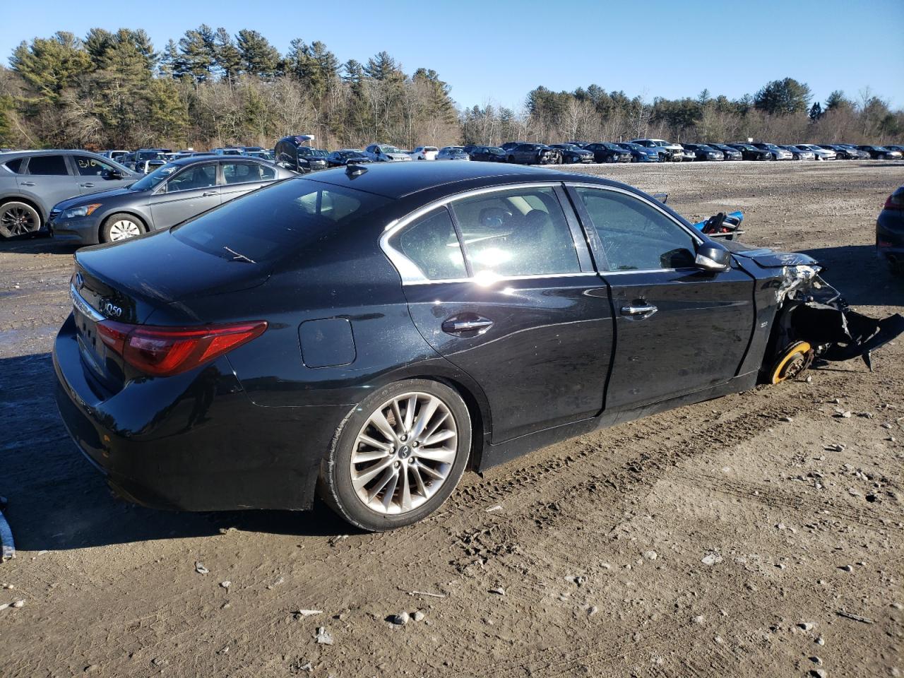2018 Infiniti Q50 - Image 3