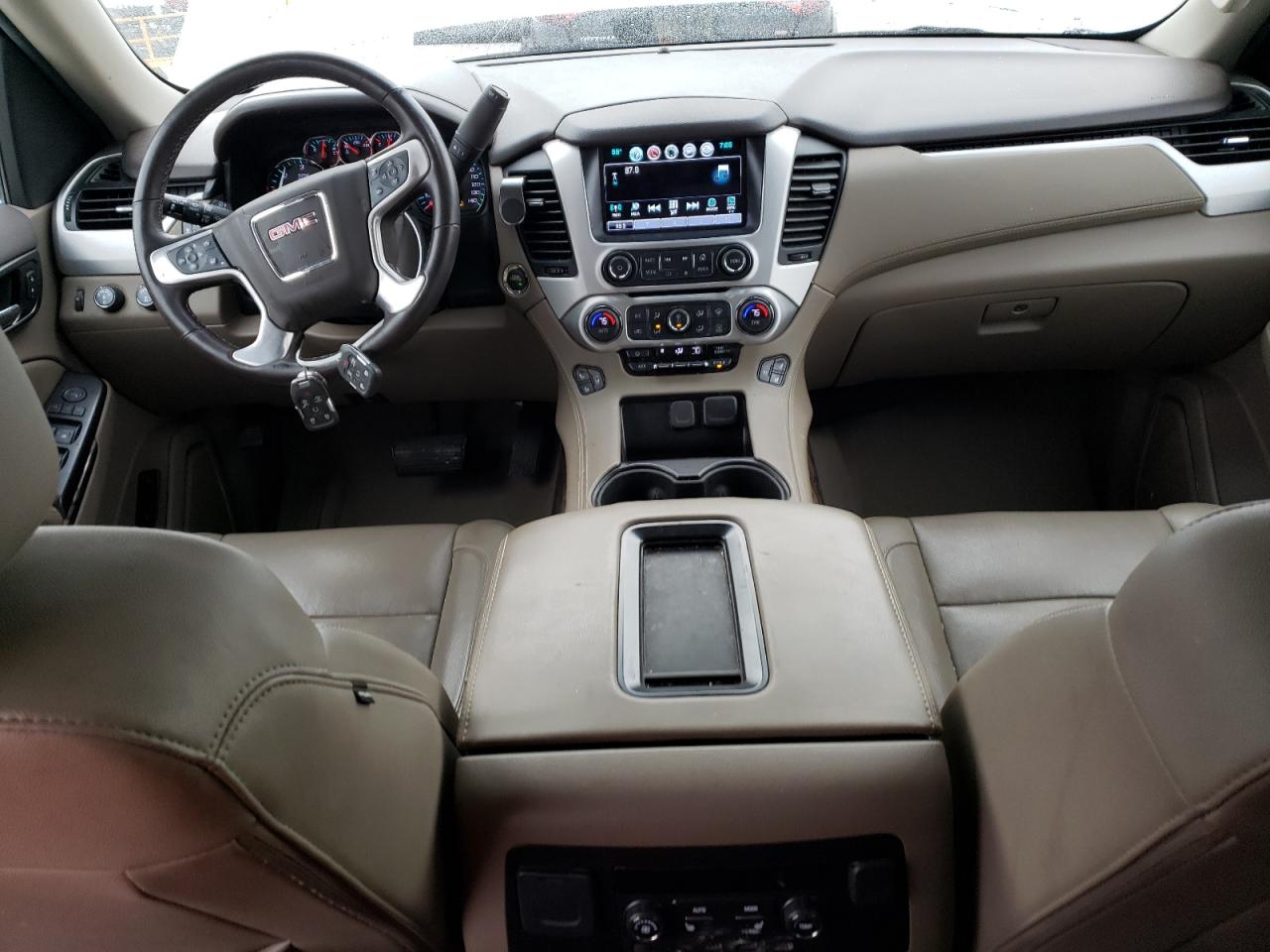2020 GMC Yukon - Image 8