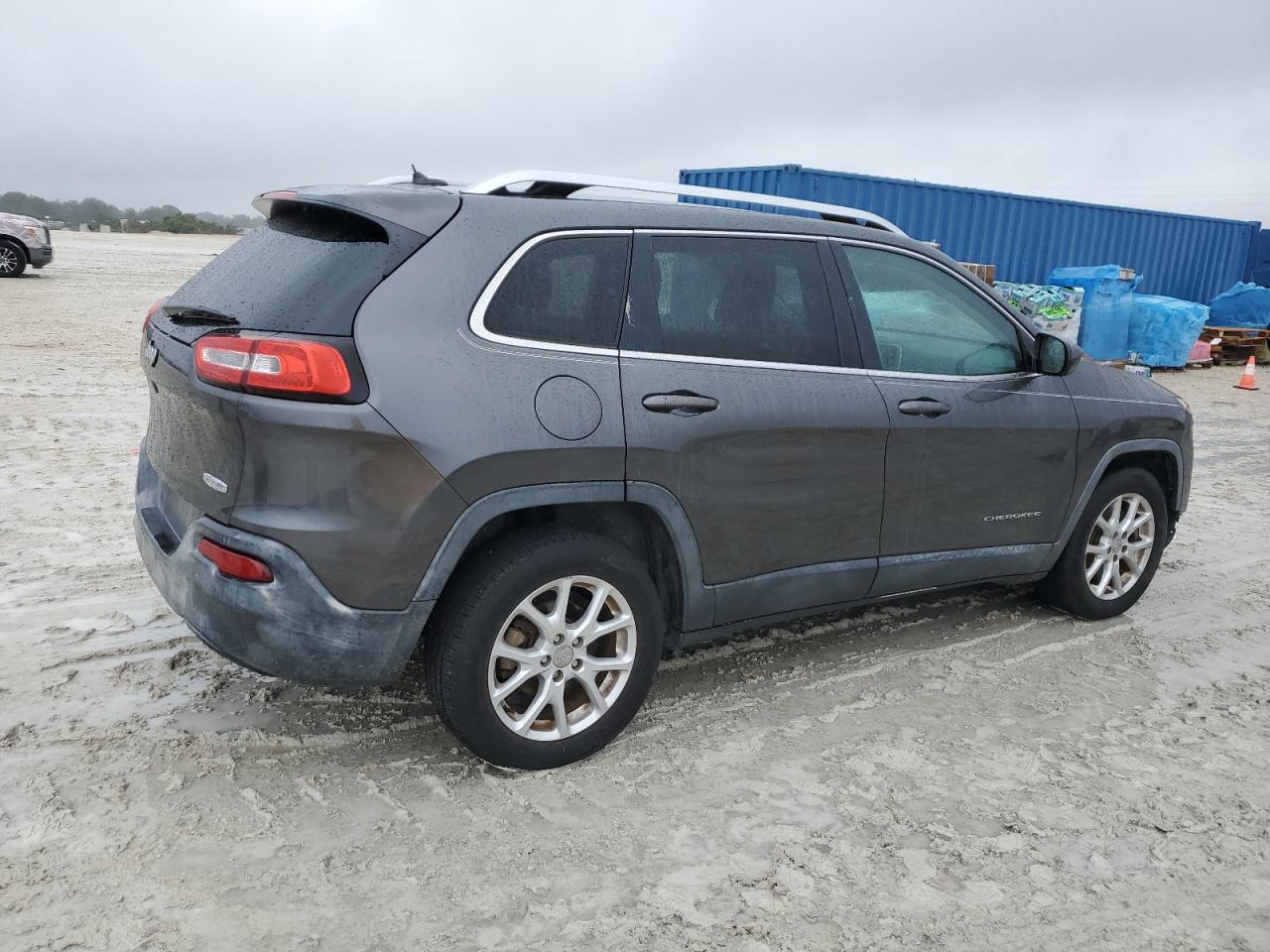 2015 Jeep Grand Cherokee - Image 3
