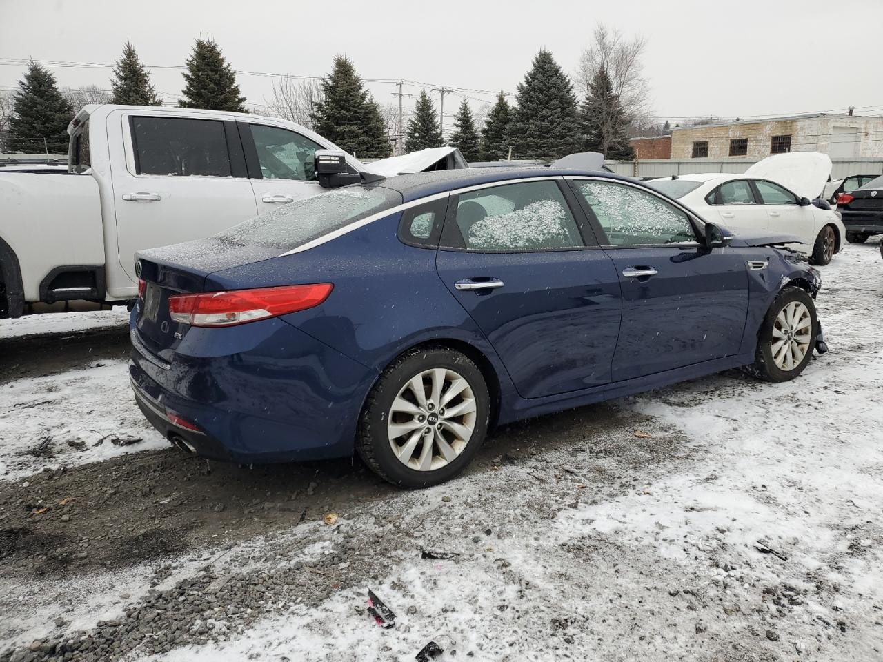 2017 Kia Optima - Image 3