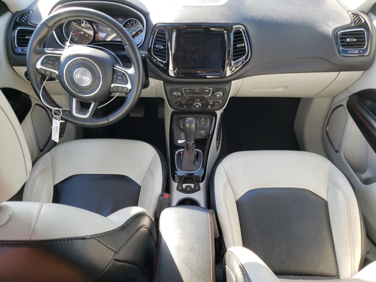 2018 Jeep Compass - Image 8