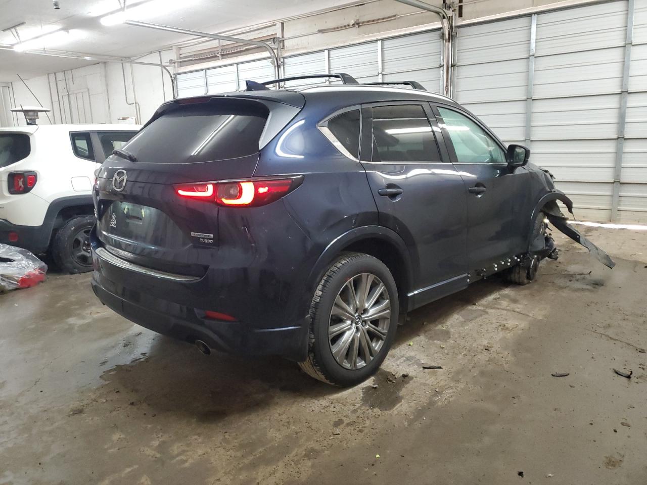 2023 Mazda CX-5 - Image 3