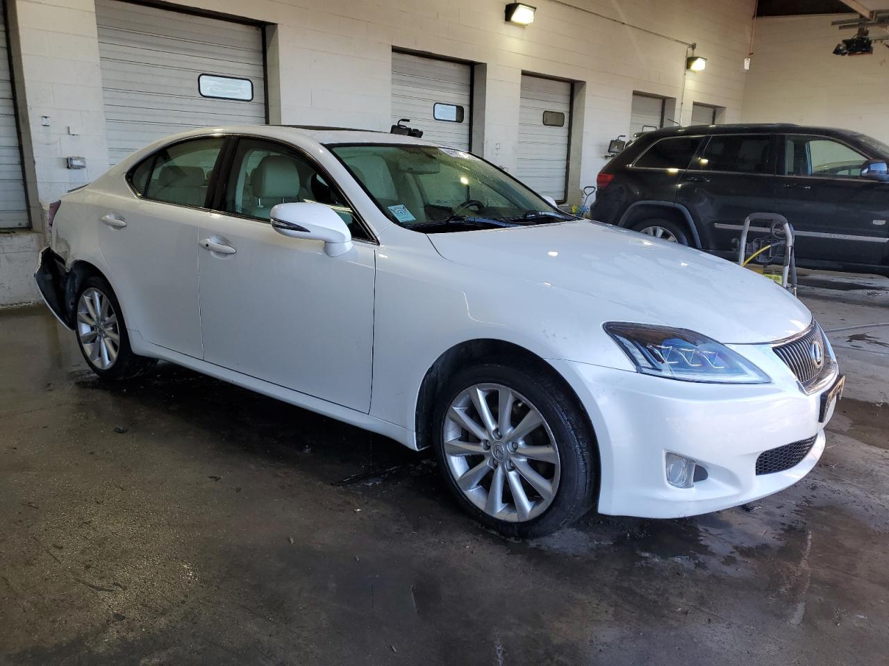 2009 Lexus IS - Image 4