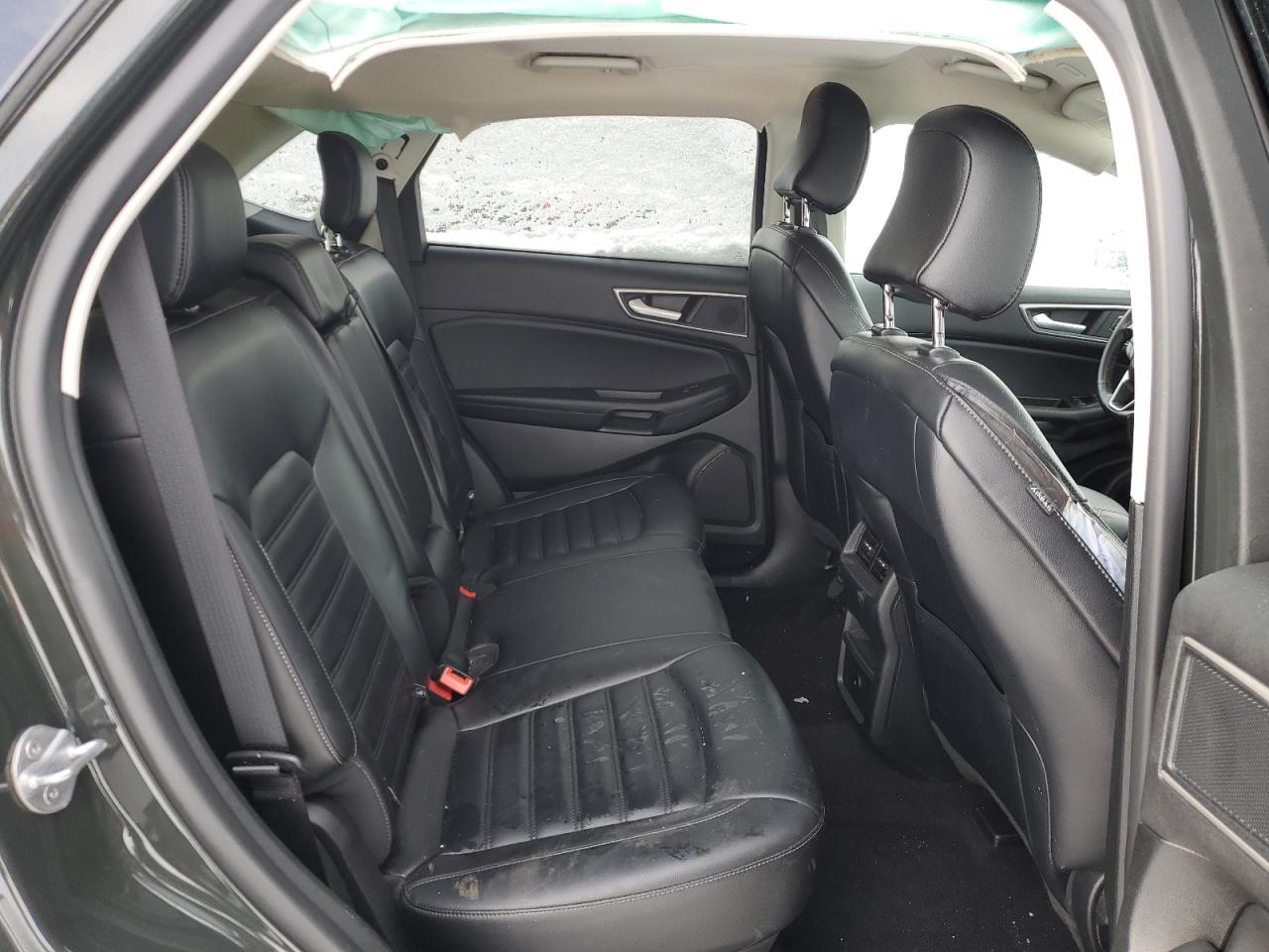 2023 Ford Edge - Image 11