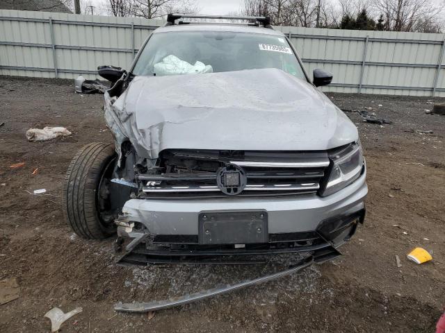  VOLKSWAGEN TIGUAN 2021 Серый